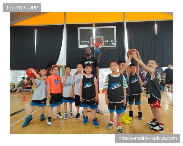 国际篮球联赛俱乐部开展青少年职业素养课程，ybdl青少年篮球培训